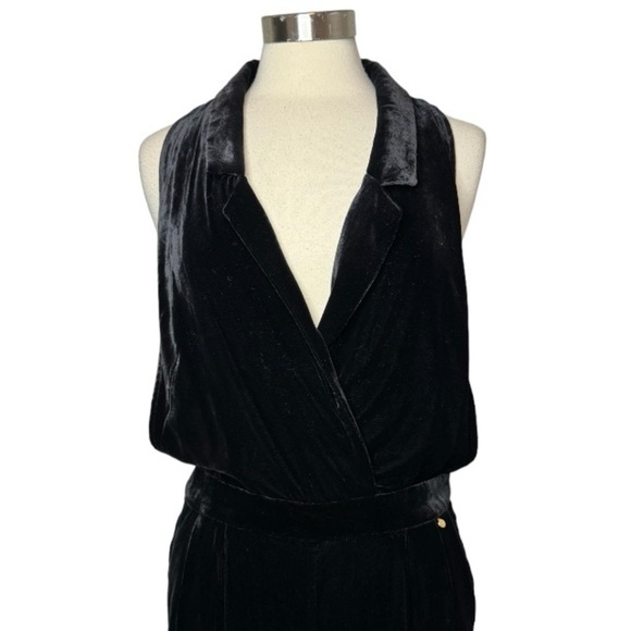 ANTHROPOLOGIE HARLYN Velvet Black Tuxedo Jumpsuit size S - Picture 3 of 13